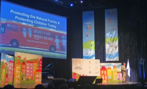 Arsuaga en el XI Congreso Mundial de Familias: “Las leyes de adoctrinamiento de género en España lesionan los derechos de los niños”