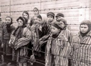 Auschwitz-382x275[1]