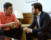 El PSOE recurre a la demagogia en materia social en su giro populista