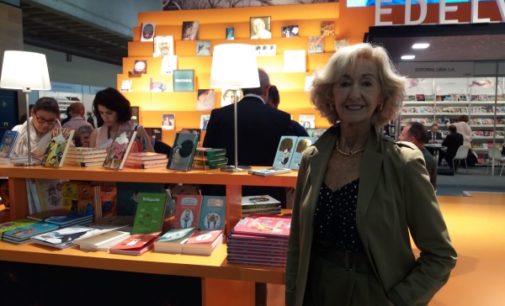 La Comunidad presenta el ‘retrato robot’ del lector: mujer joven, con preferencia por la novela en papel y que lee 11 libros al año