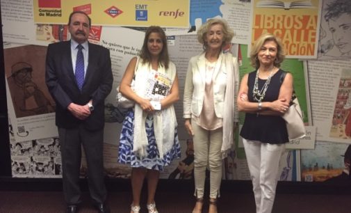 La Comunidad acerca la literatura a los usuarios de transporte público con la campaña Libros a la Calle