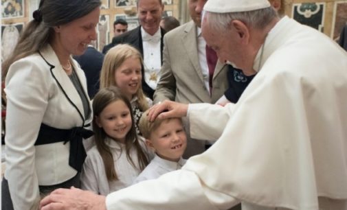 Francisco invita a los europeos a promover la familia, “el tesoro más precioso” que tienen