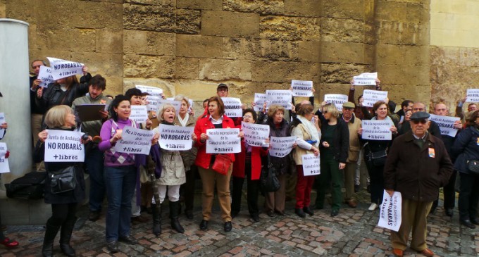 Rechazo de los cordobeses a la expropiación de su Catedral