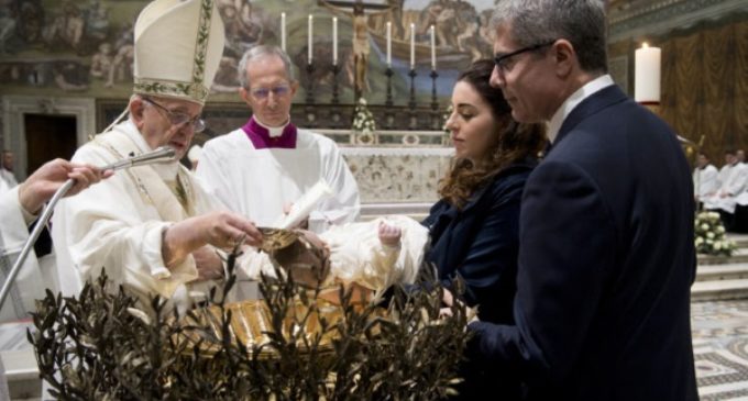 La transmisión de la fe se hace “en el dialecto de la familia”