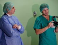 El Hospital Gregorio Marañón desarrolla un sistema pionero en quirófano que permite proyectar sobre el paciente realidad aumentada