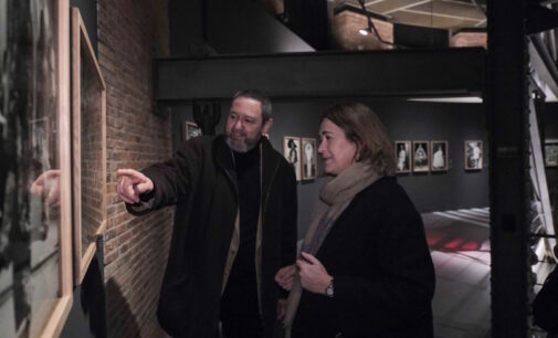 La Comunidad de Madrid dedica una exposición a Joana Biarnés, la primera fotoperiodista española