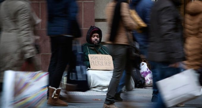 El 47 % de las personas sin hogar han sido víctimas de un delito de odio por aporofobia