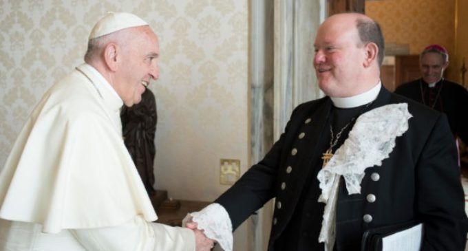 Cristianos perseguidos: El papa afirma que su “testimonio nos impone ir adelante”