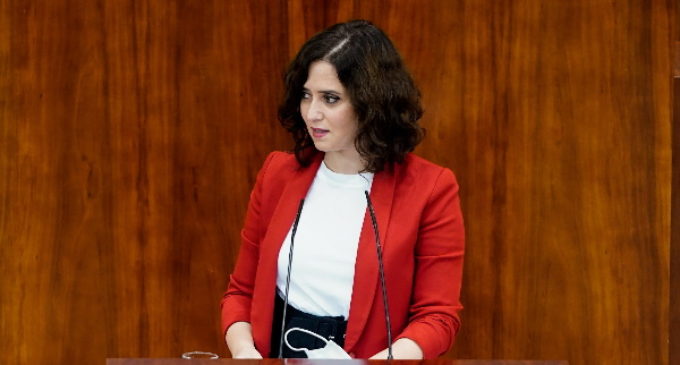 Díaz Ayuso pide a la Unión Europea que valide los test COVID-19 en las farmacias