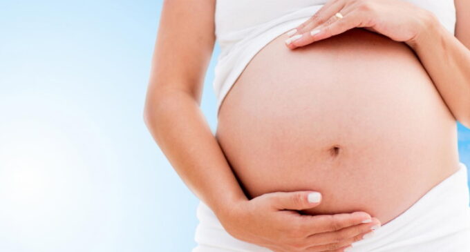 Abierto el plazo para solicitar ayudas destinadas a la asistencia de mujeres embarazadas y madres sin recursos