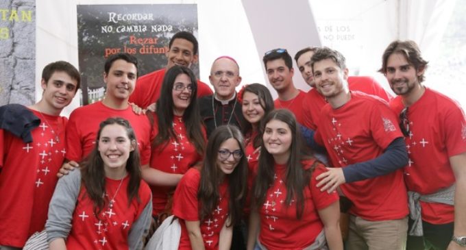 «Hay que abrir las parroquias a los jóvenes y dejar que se expresen con libertad»