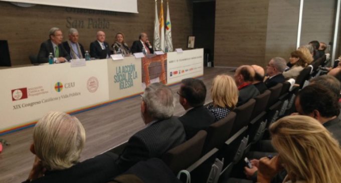 «La acción social de la Iglesia no es un voluntariado de unas horas»