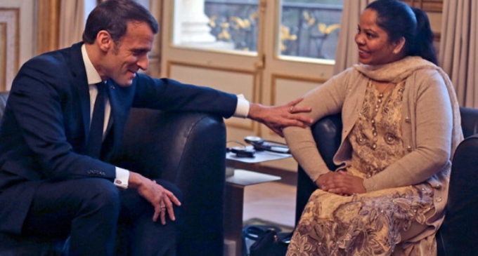Alfa y Omega entrevista a Asia Bibi en Francia: «Gracias a todos. Haced algo por los demás perseguidos»