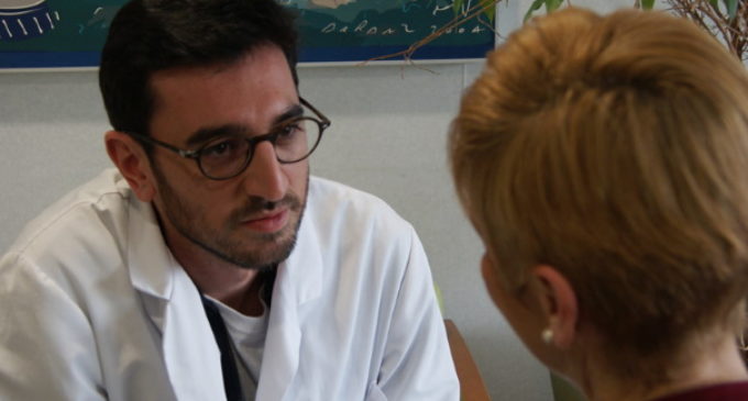 Alonso García de la Puente, psicólogo en cuidados paliativos: «Nos habéis regalado al padre que nunca tuvimos»