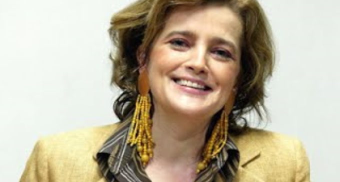 Opinión: «Democracia o Pasoecracia» por Ana Baschwitz
