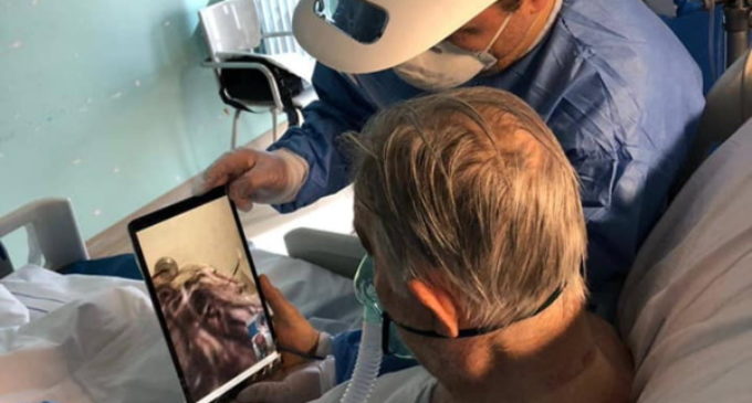 Las residencias de Madrid reciben tablets para facilitar que los usuarios contacten con sus familias