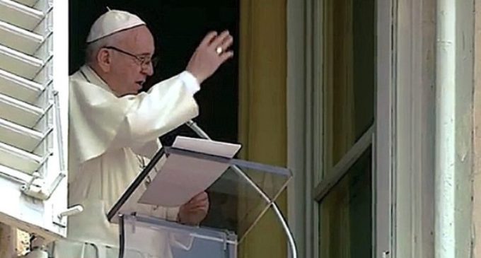 El Papa en el Ángelus: ‘El mundo más que nunca necesita de Cristo’