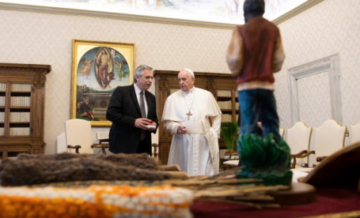 Argentina: El Papa conversa con Alberto Fernández sobre pobreza y deuda económica