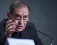 Monseñor Arrieta: «La ley del secreto pontificio está un poco pasada»