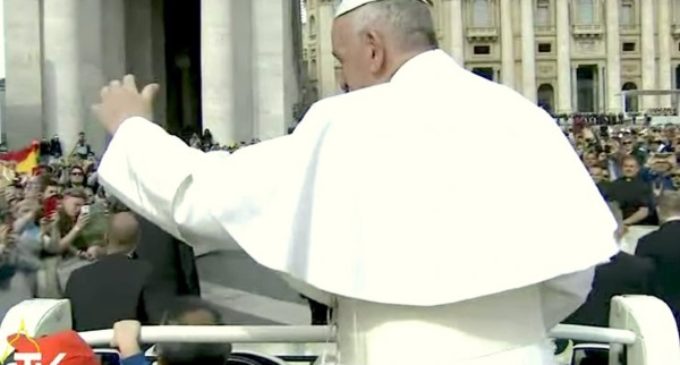 El Papa en la audiencia: ‘Dios está cerca y camina a nuestro lado’