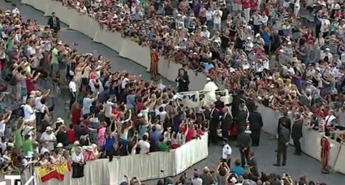 Francisco en la audiencia del 31 de agosto: ‘Seguir el ejemplo de Jesús y acercarse a quien está solo’