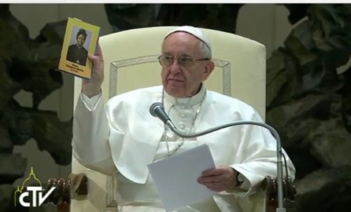 El Papa en la audiencia: ‘Con la oración debemos sostenernos mutuamente en la esperanza’