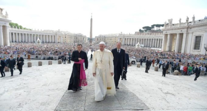 El Papa: “Es un deber acoger al hermano que huye de la guerra, el hambre o la violencia”