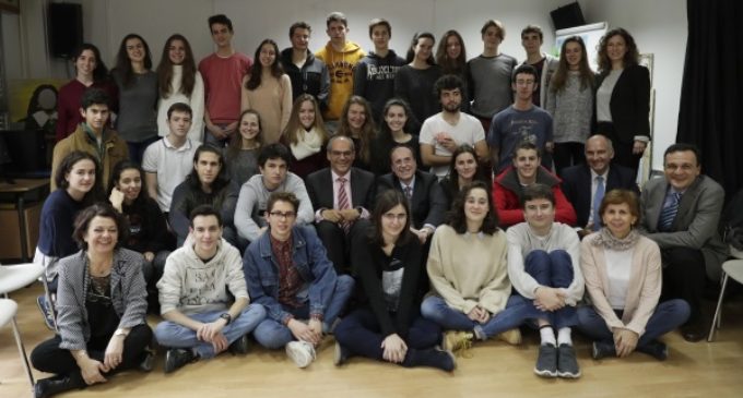 El programa de Bachillerato de Excelencia supera los 800 alumnos de 14 institutos públicos