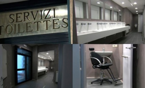 Duchas y barbería en la Columnata de San Pedro para los peregrinos sin hogar