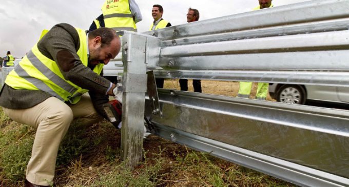 El Plan de instalación de barreras de protección para motoristas ya está ejecutado al 80%