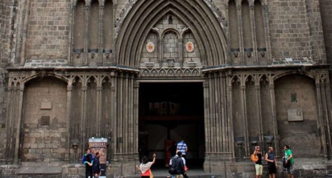 La Iglesia refugió a 800 personas durante atentado terrorista en Barcelona