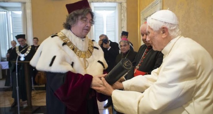 Benedicto XVI, Doctor honoris causa por la Pontificia Universidad Juan Pablo II y por la Academia Musical de Cracovia