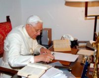 Benedicto a Brandmüller: «En usted, el dolor por mi renuncia se ha convertido en rabia hacia mi persona»