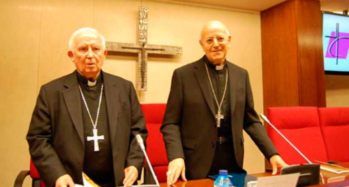 Blázquez pide que se respete el derecho de los padres a elegir la educación de sus hijos