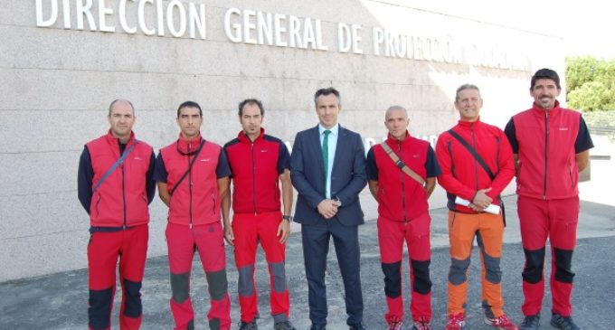 Bomberos de la Comunidad de Madrid parten hacia la sima que causó el terremoto de Lorca