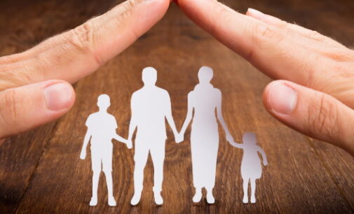 La Comunidad de Madrid busca familias para acoger a menores tutelados durante el curso escolar