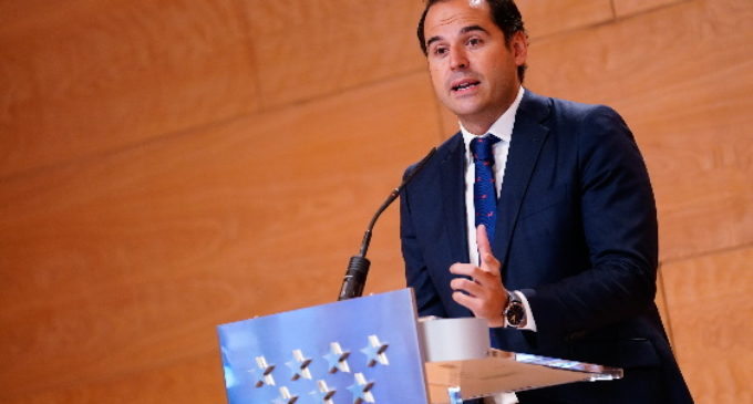 La Comunidad invierte 30 millones para incrementar la formación de 77.000 trabajadores ocupados de la región