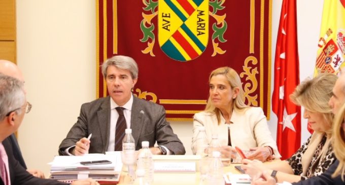 La Comunidad fomenta el empleo indefinido en la región con un paquete de ayudas de 12 millones de euros