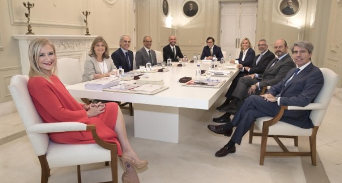 La Comunidad aprueba el calendario laboral de 2018, con 12 días festivos