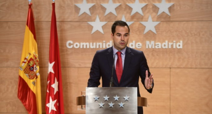 La Comunidad adquiere vacunas contra la rabia para madrileños expuestos a la enfermedad, que viajen a zonas de riesgo o sanitarios