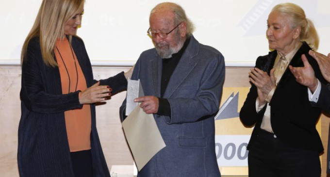 Caballero Bonald recibe el Premio Francisco Umbral al Libro del Año 2015
