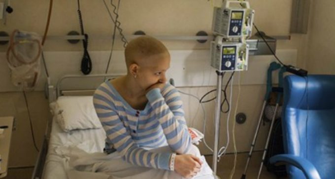 El cáncer aboca cada año a 25.000 personas a la exclusión social en España