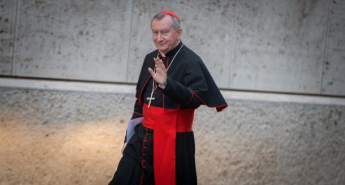 El cardenal Parolin asegura que diplomacia y política deben estar llenas de misericordia