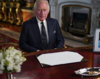 Carlos III proclamado rey: «Al servicio del país a ejemplo de Isabel II»