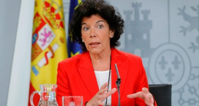 Celaá presiona a la concertada y el PP le pide que «recapacite»