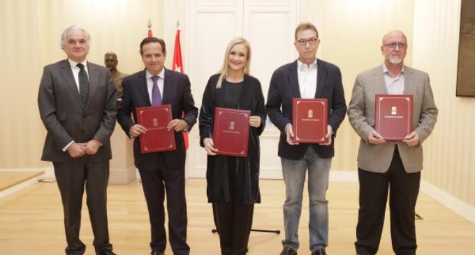 Cifuentes crea con sindicatos y empresarios un Consejo para el Diálogo Social
