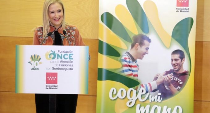 Cifuentes mejorará el acceso a las emergencias de las personas sordociegas, a través de tecnología GPS para su localización