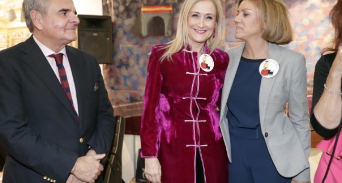 Cifuentes visita el Rastrillo de Nuevo Futuro