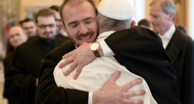 El Santo Padre al Colegio Rumano: tras el comunismo, un renacimiento y nuevos retos