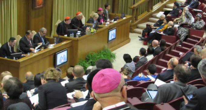 Coloquio Internacional Interreligioso sobre la complementariedad, base del matrimonio y la familia